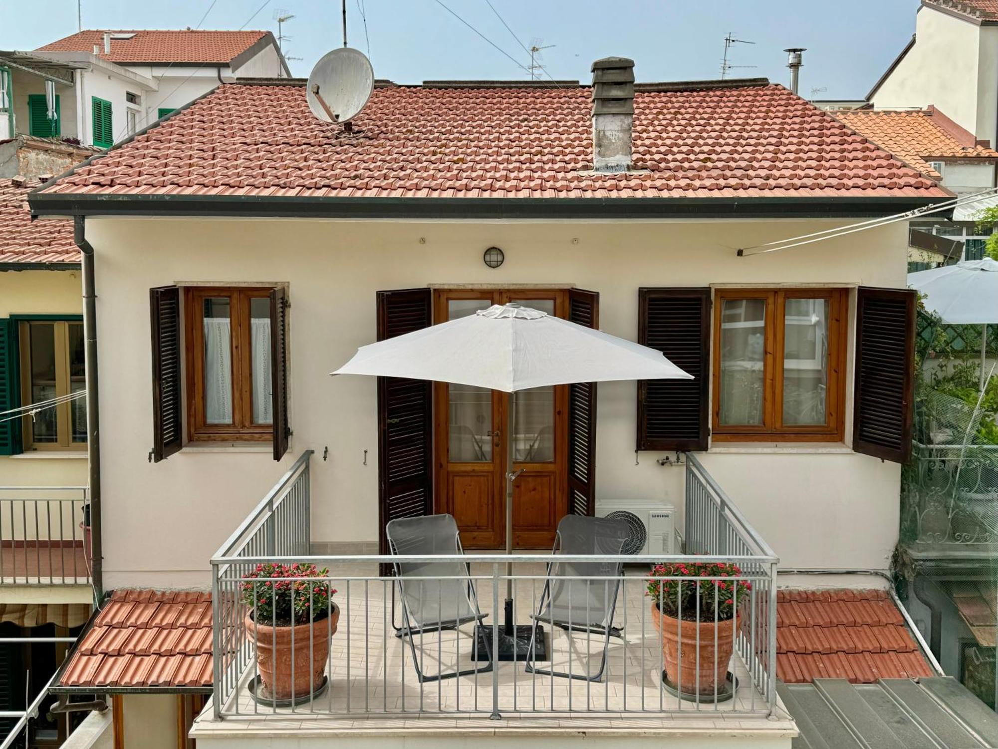 Villino Anna Villa Viareggio Buitenkant foto